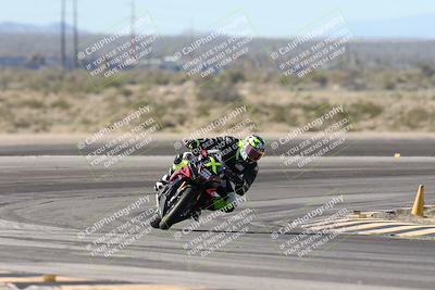 media/Jan-15-2026-Racers Edge (Thu) [[dfebeb70ab]]/3-B Group/Session 2 (Turn 11)/